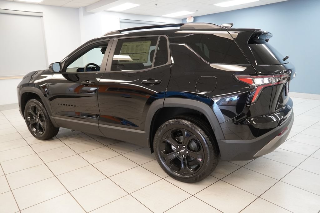 2027 Chevrolet Equinox LT - Photo 6