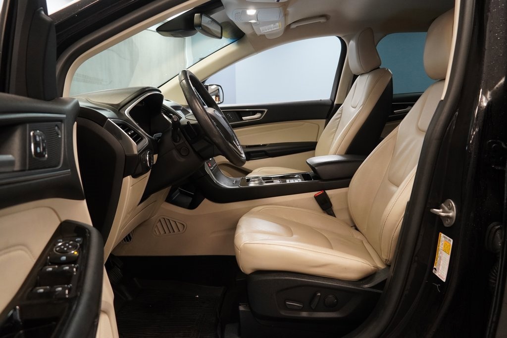 Used 2020 Ford Edge Titanium SUV