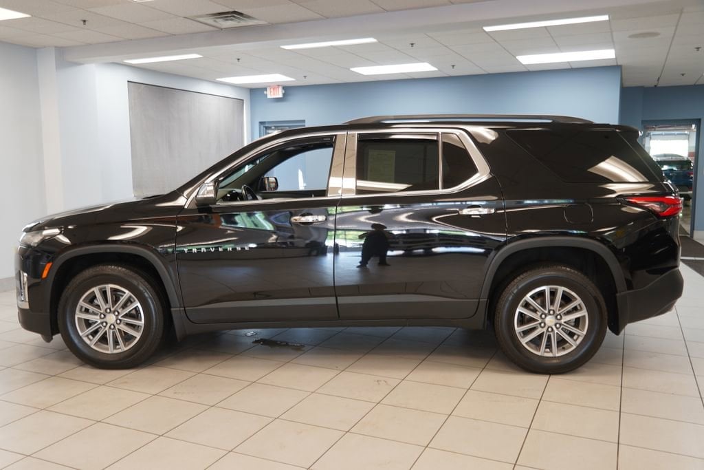 Used 2022 Chevrolet Traverse LT Cloth SUV