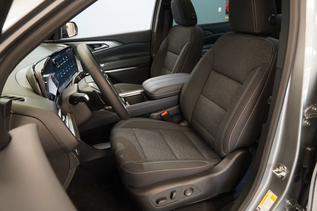 New 2026 Chevrolet Traverse LT SUV