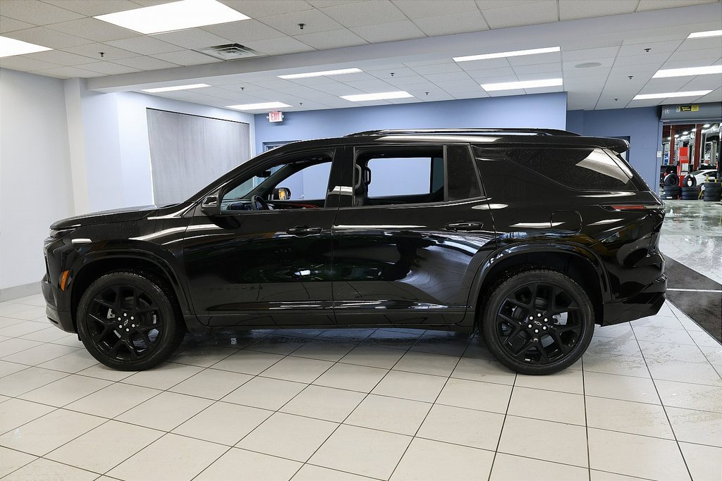 2026 Chevrolet Traverse RS photo 2