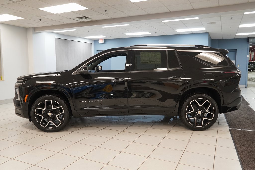 2026 Chevrolet Traverse High Country photo 2