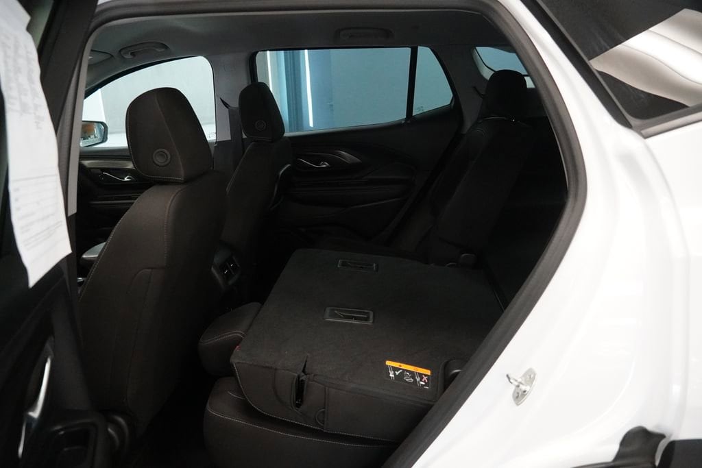 2024 GMC Terrain SLE - Photo 22