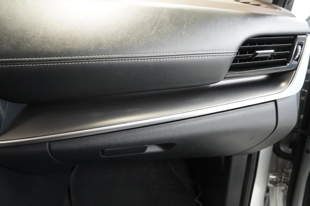 2022 Nissan Rogue SV - Photo 36
