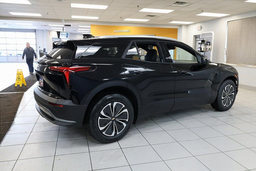 2026 Chevrolet Blazer EV LT - Photo 6