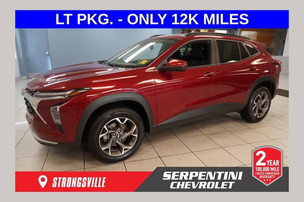 Used 2025 Chevrolet Trax LT SUV