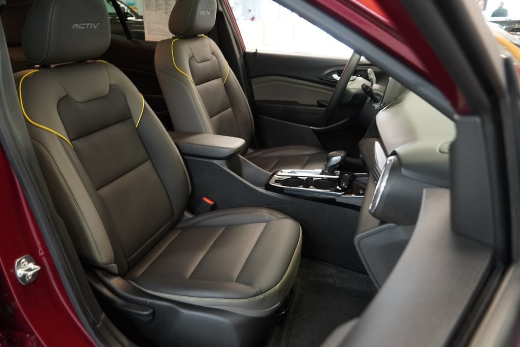2024 Chevrolet Trax Activ - Photo 32