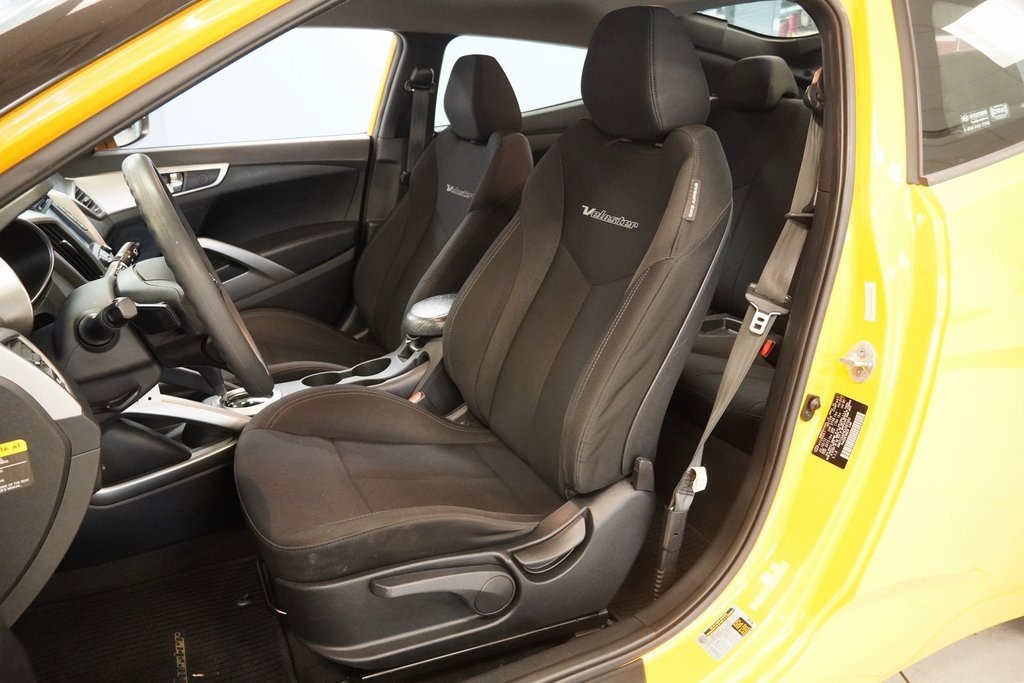 Used 2013 Hyundai Veloster Base w/Black Hatchback