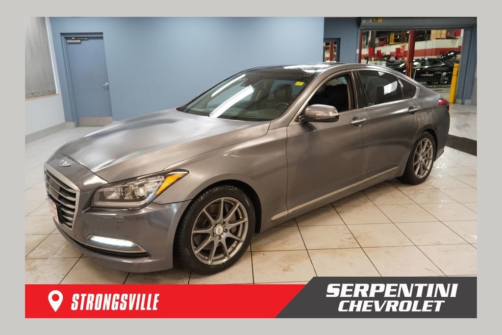 2015 Hyundai Genesis's photo