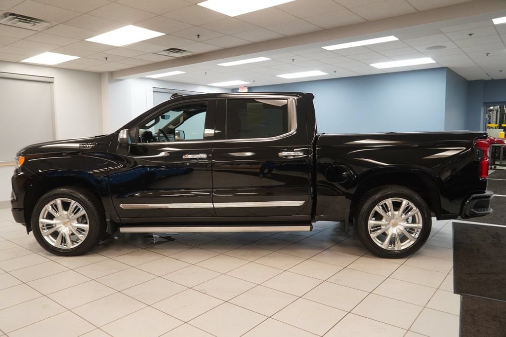 Used 2022 Chevrolet Silverado 1500 High Country Truck Crew Cab