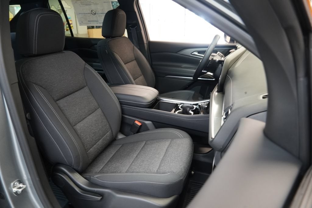 2026 Chevrolet Traverse LT - Photo 36