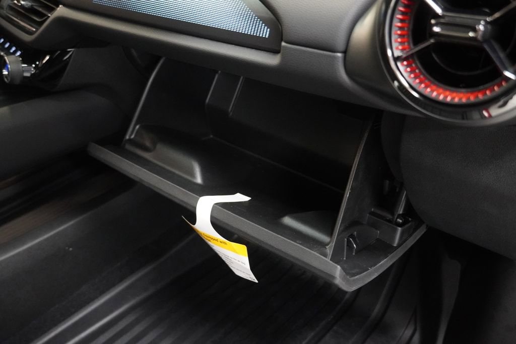 2025 Chevrolet Equinox EV RS - Photo 33