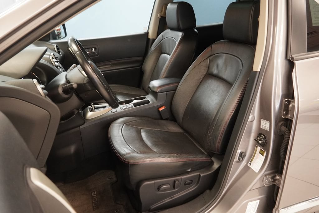 Used 2013 Nissan Rogue SV w/SL Pkg SUV