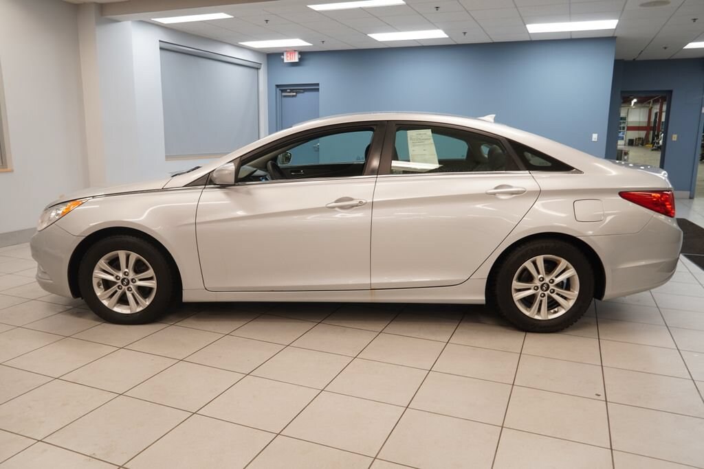Used 2013 Hyundai Sonata GLS Sedan