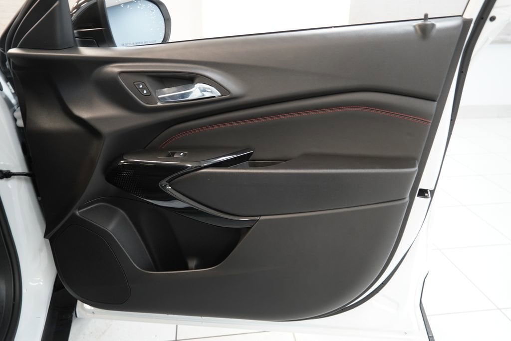 2026 Chevrolet Trax RS - Photo 31