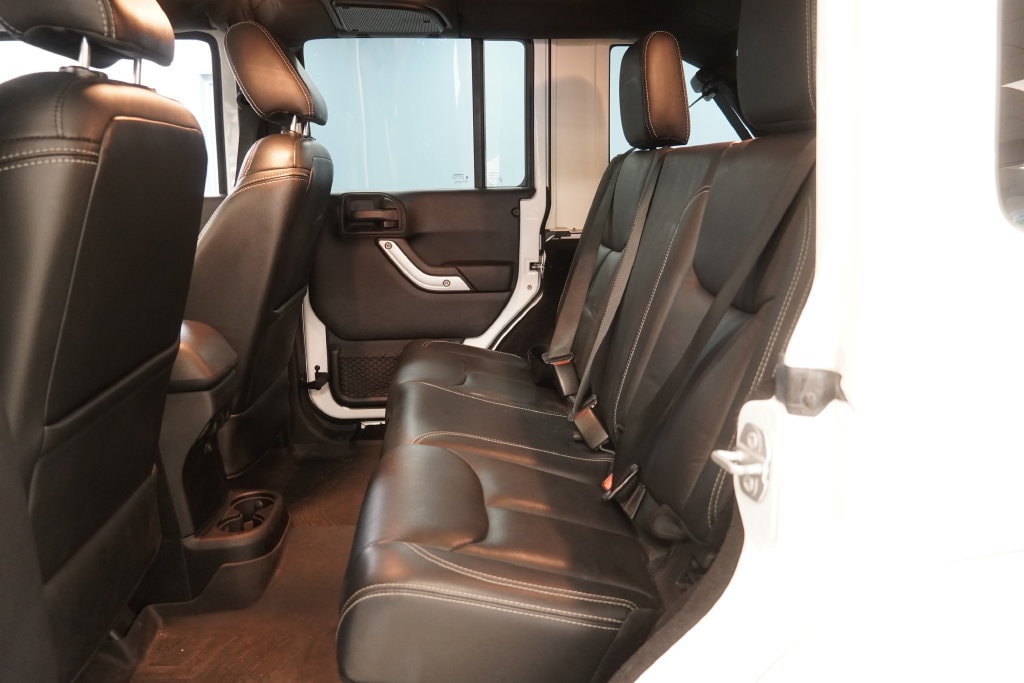 2015 Jeep Wrangler Unlimited Rubicon - Photo 25