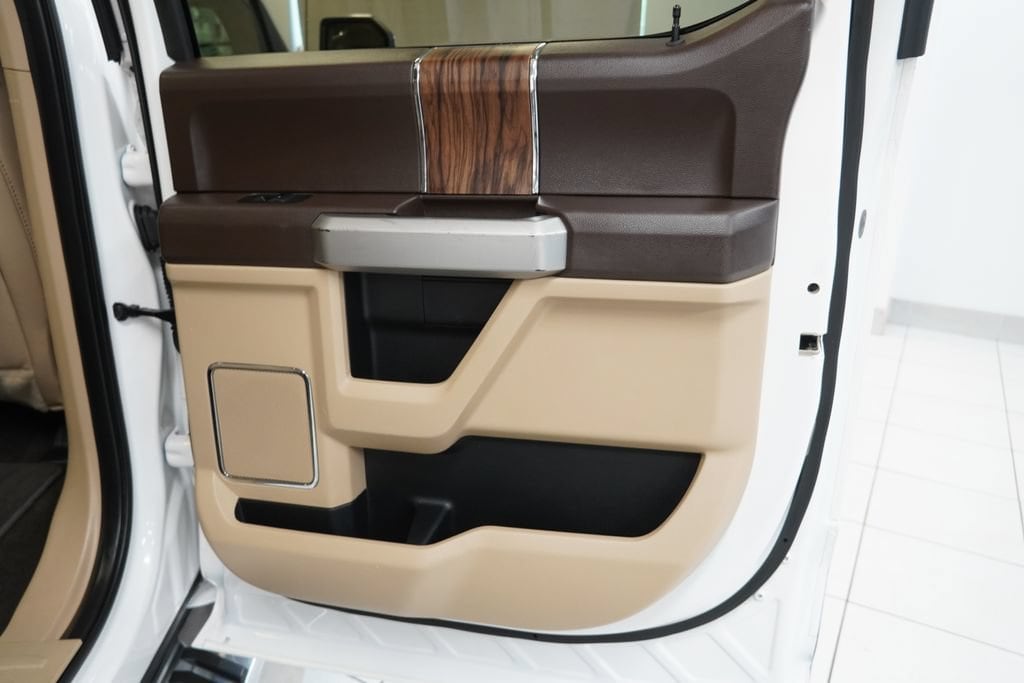 2019 Ford F-150 Lariat - Photo 30