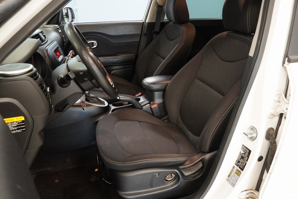 2015 Kia Soul Base photo 3