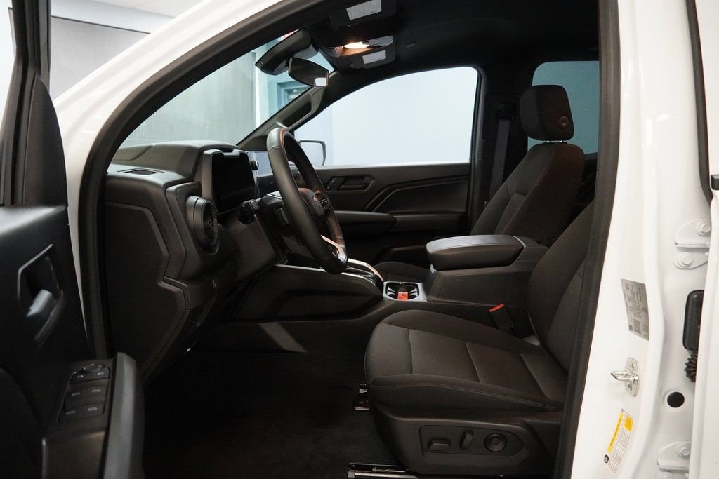 New 2025 Chevrolet Colorado WT/LT Truck