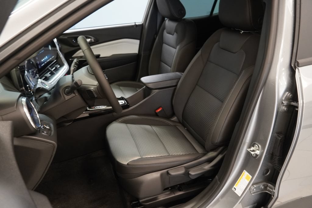 New 2026 Chevrolet Trax LT SUV