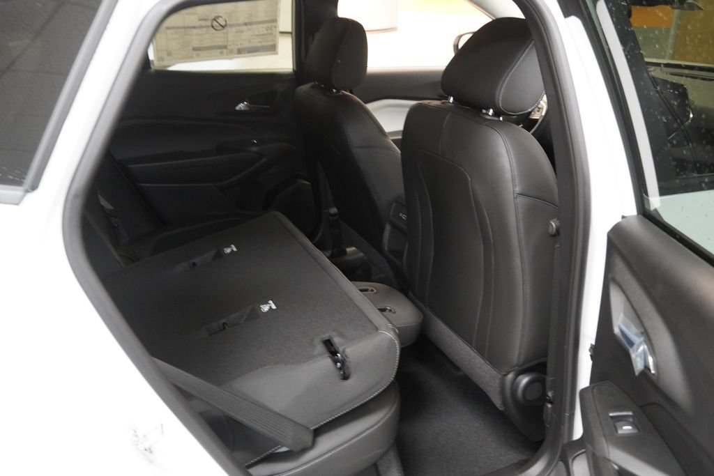 2026 Chevrolet Trax LT - Photo 21