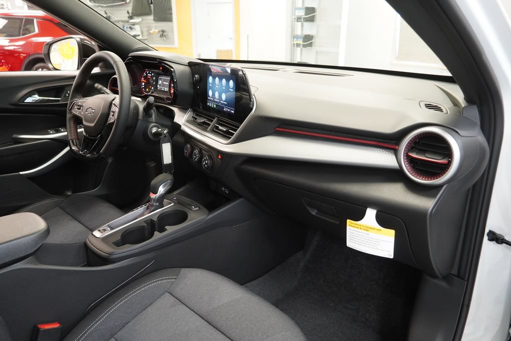 2026 Chevrolet Trax RS - Photo 34