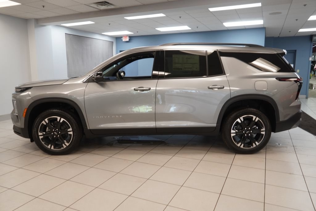 New 2027 Chevrolet Traverse LT SUV