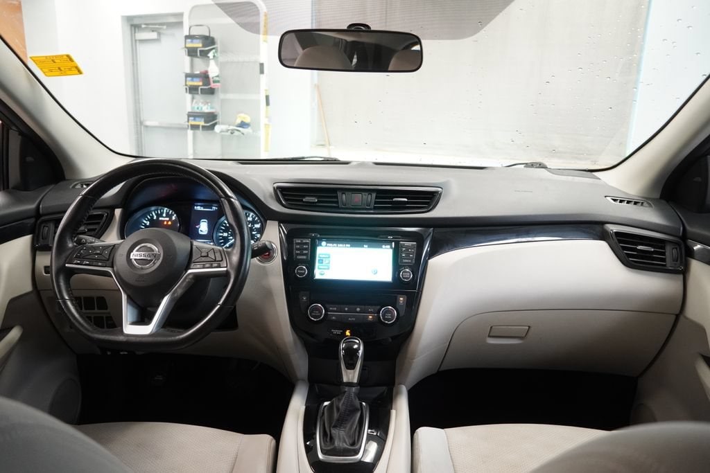 2017 Nissan Rogue Sport SV - Photo 18