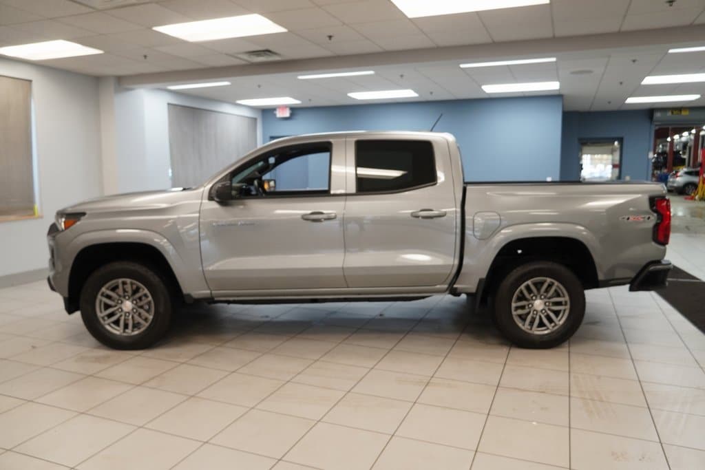 New 2025 Chevrolet Colorado WT/LT Truck