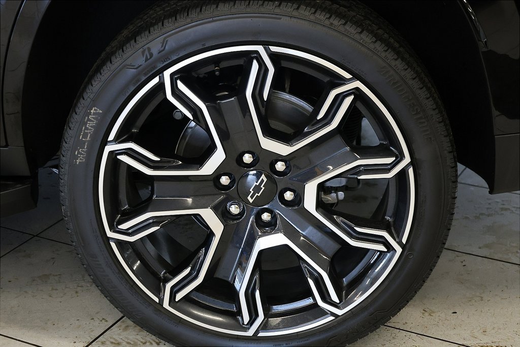 2026 Chevrolet Tahoe RST photo 3