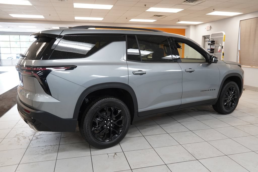2026 Chevrolet Traverse LT - Photo 11