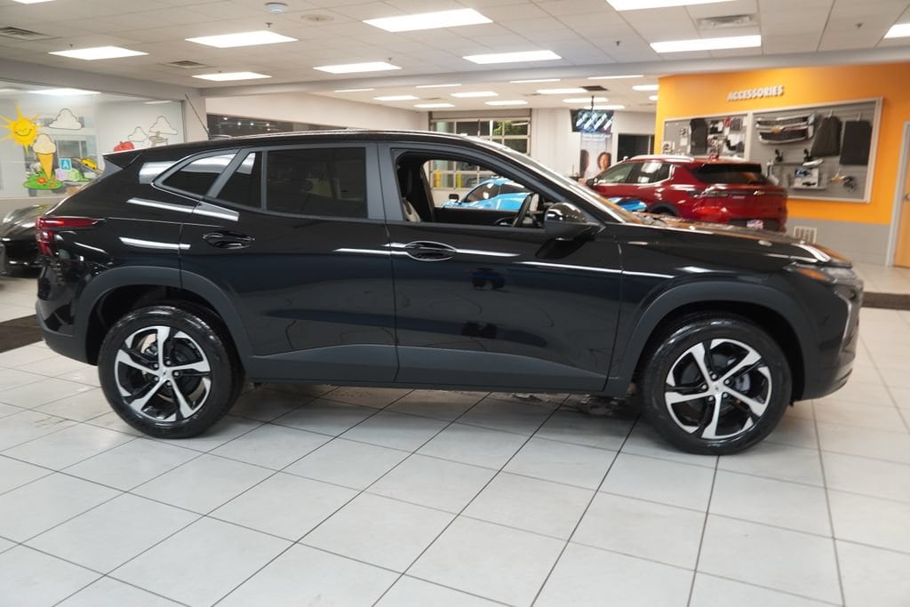 2026 Chevrolet Trax RS - Photo 11