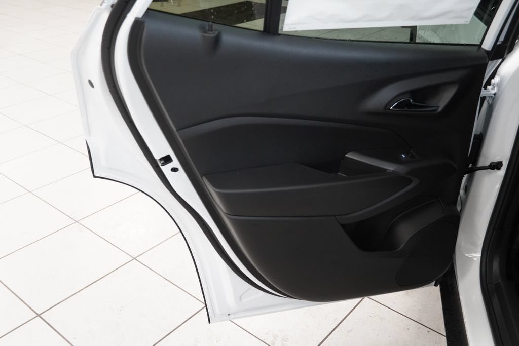 2026 Chevrolet Trax LT - Photo 19