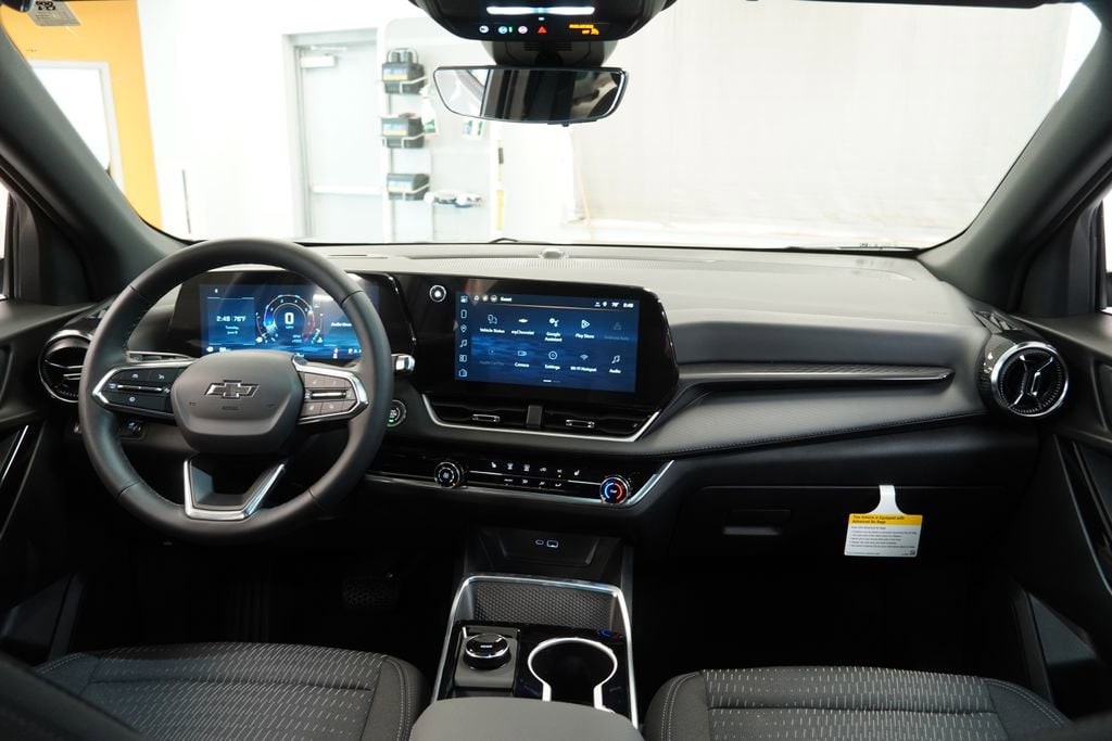 2026 Chevrolet Equinox LT - Photo 18