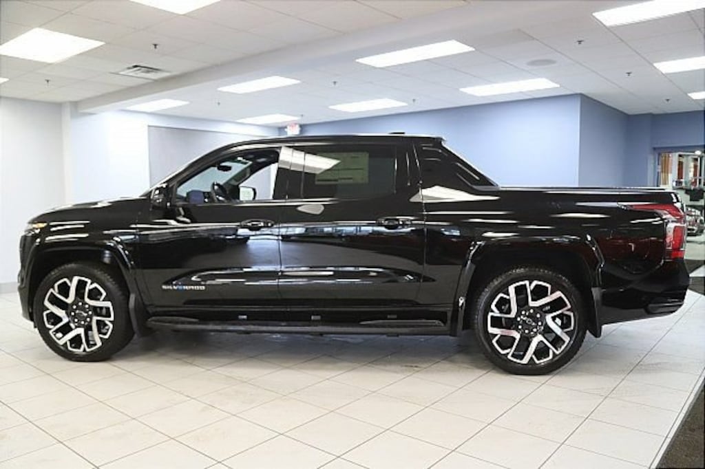 New 2024 Chevrolet Silverado EV RST Truck