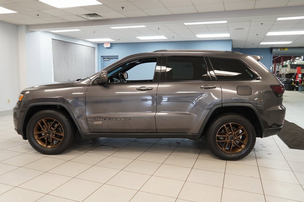 Used 2016 Jeep Grand Cherokee Laredo with VIN 1C4RJFAG3GC490932 for sale in Strongsville, OH