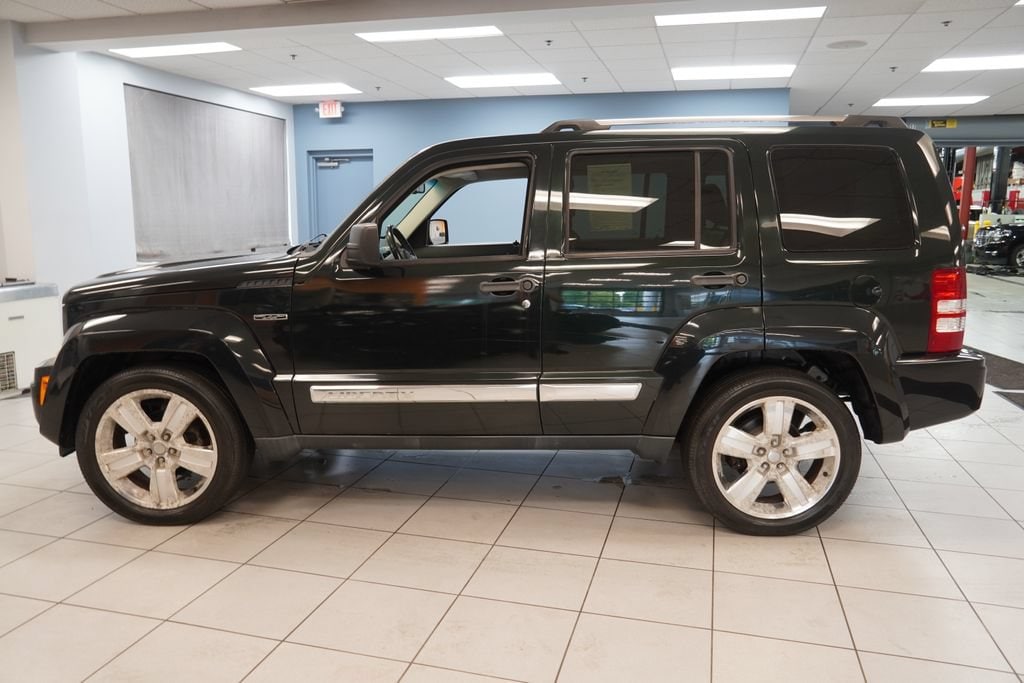 Used 2012 Jeep Liberty Limited Jet Edition with VIN 1C4PJMFK8CW139435 for sale in Strongsville, OH