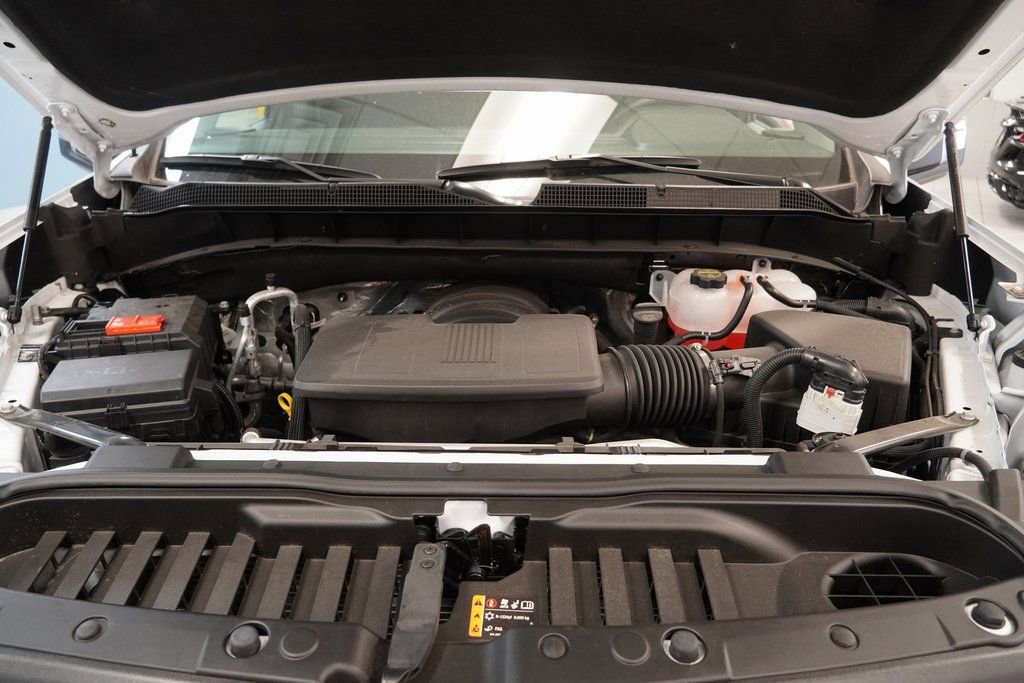 2025 Chevrolet Silverado 1500 LT - Photo 14