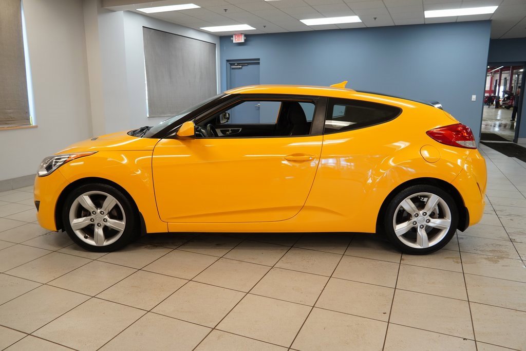 Used 2013 Hyundai Veloster Base with VIN KMHTC6AD9DU097492 for sale in Strongsville, OH