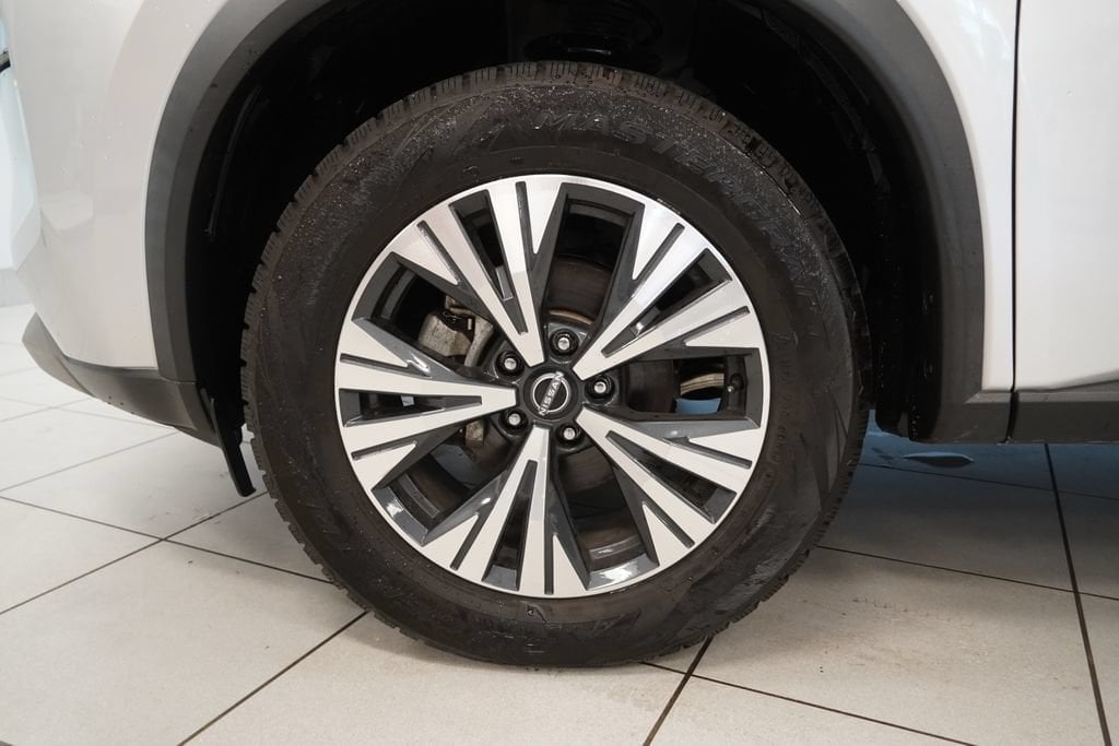 2022 Nissan Rogue SV - Photo 15