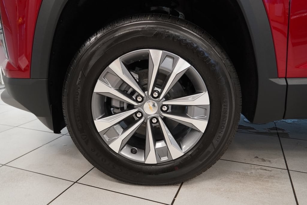 2027 Chevrolet Equinox LT - Photo 16