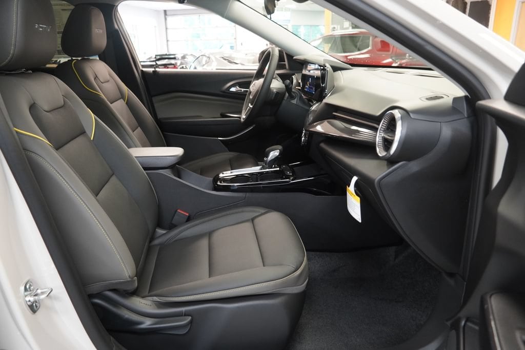 2026 Chevrolet Trax Activ - Photo 32