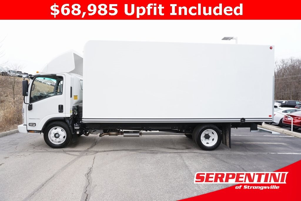 2024 Chevrolet Silverado 4500HD photo 2