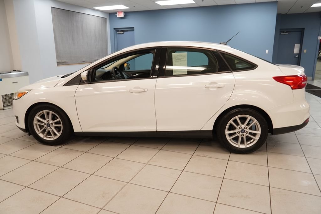 Used 2016 Ford Focus SE Sedan