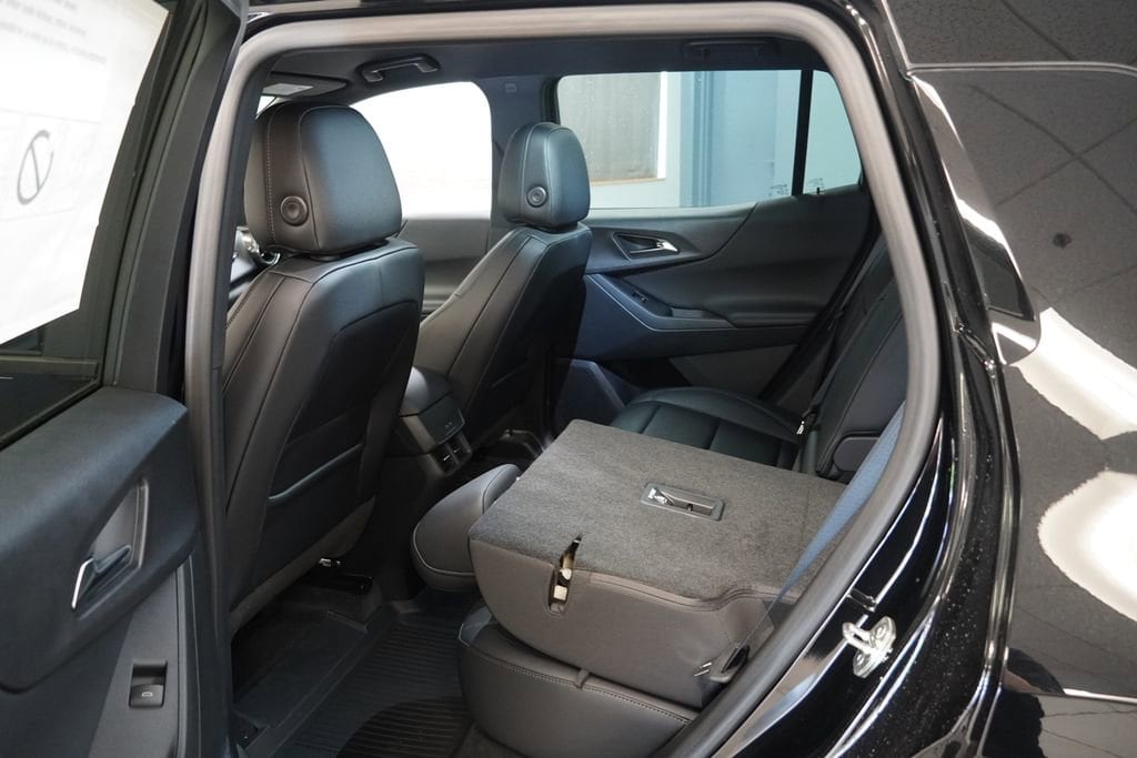 2026 Chevrolet Equinox LT - Photo 18