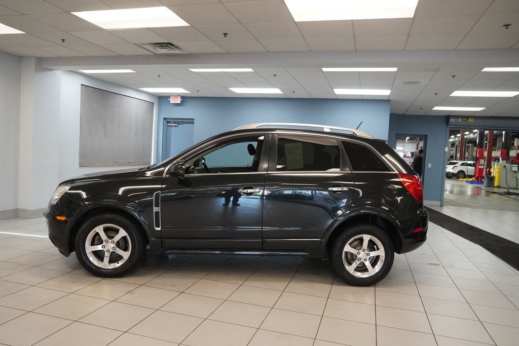 Used 2014 Chevrolet Captiva LT SUV