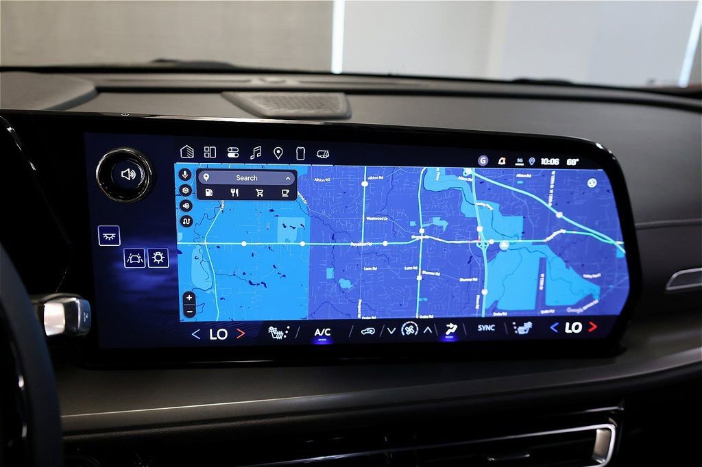 2025 Chevrolet Traverse LT - Photo 25