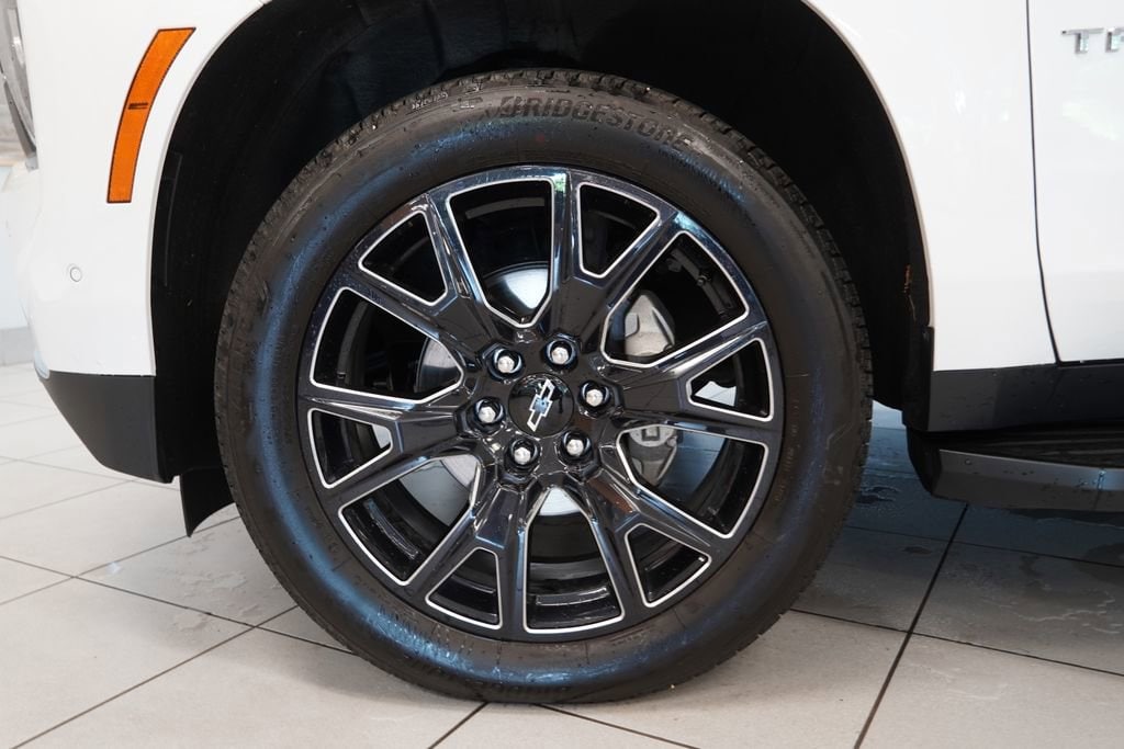 2025 Chevrolet Tahoe Premier - Photo 19