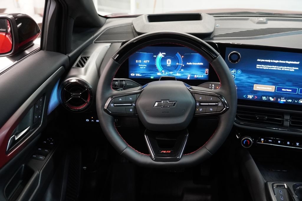 2025 Chevrolet Equinox EV RS - Photo 12