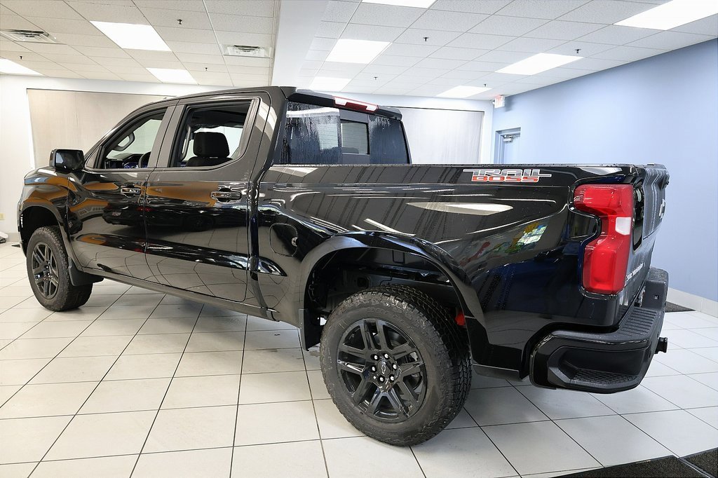 2026 Chevrolet Silverado 1500 LT Trail Boss photo 3